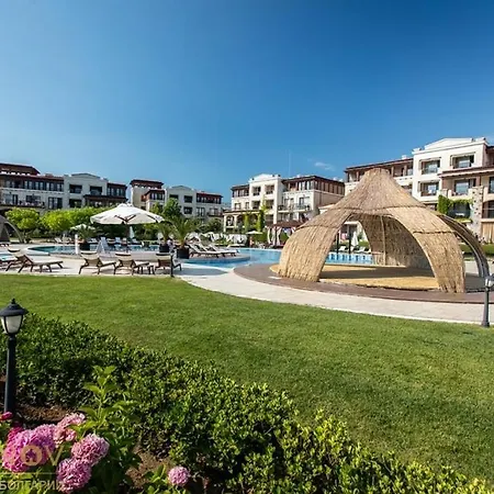 Apartment апартамент релакс в грийн лайф,созопол *
